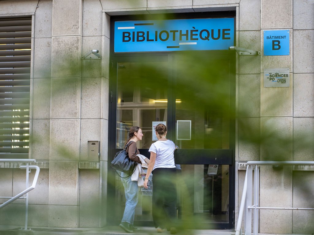 entrée de la bibliothèque